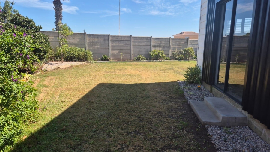 To Let 1 Bedroom Property for Rent in Heiderand Western Cape